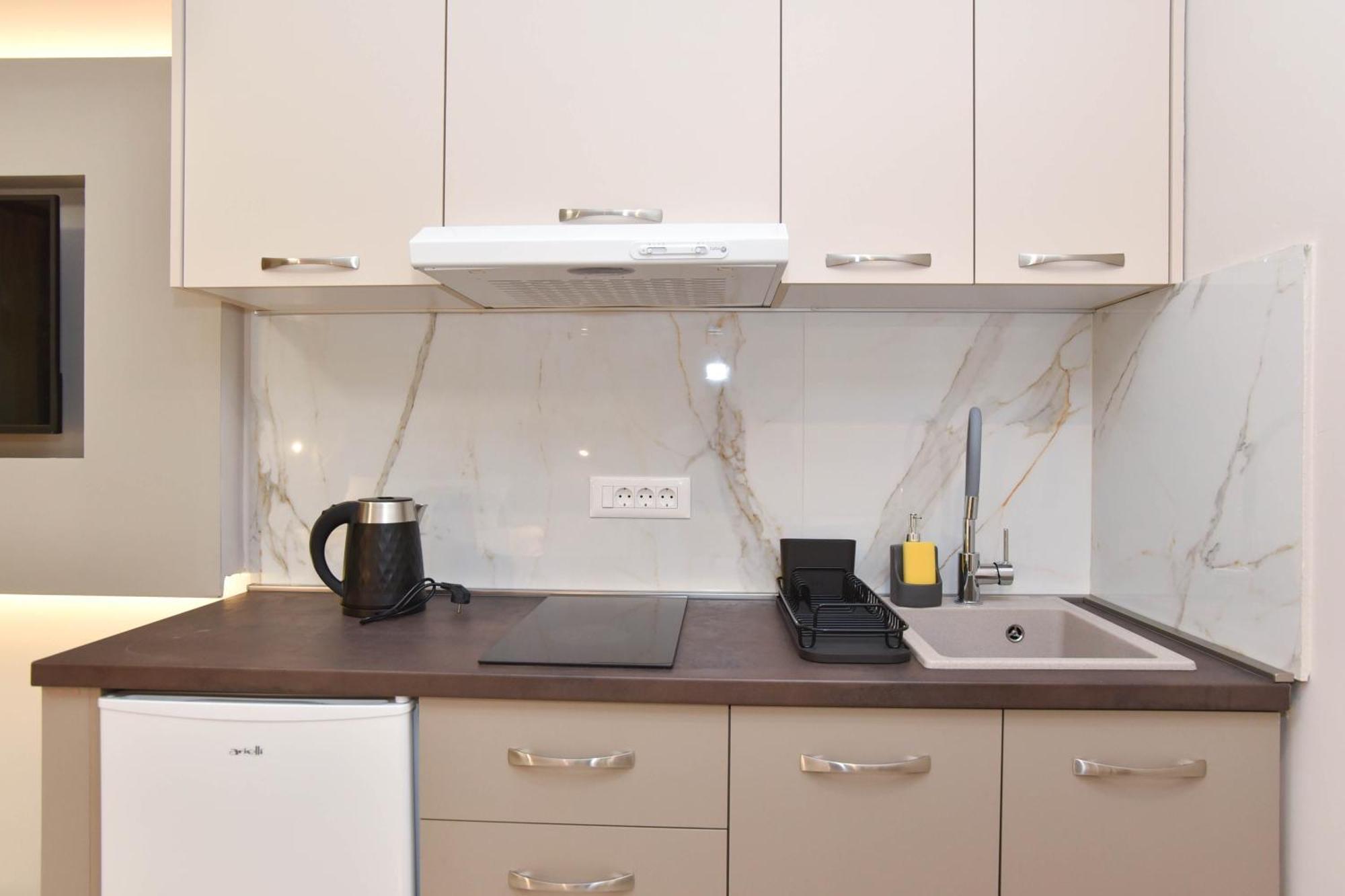 Apartments Jelusic บุดวา ภายนอก รูปภาพ