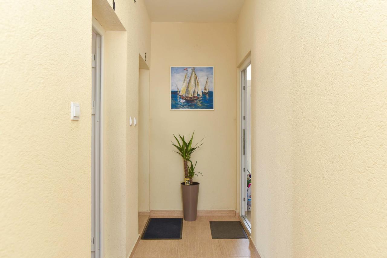 Apartments Jelusic บุดวา ภายนอก รูปภาพ